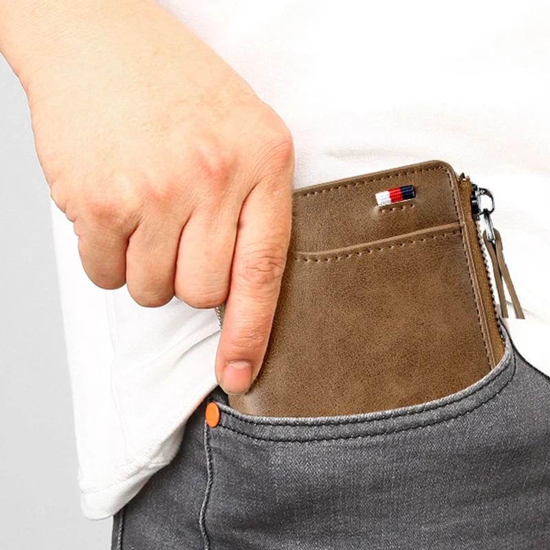 Men's Compact Leather Wallet with RFID Protection and Kangaroo Engrave