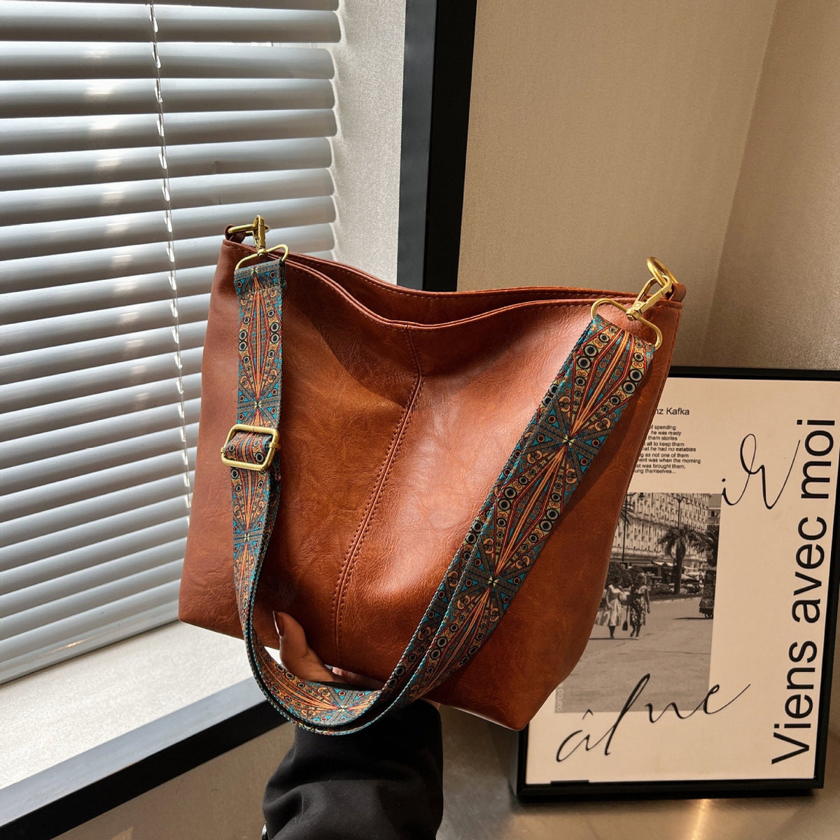 Leather Shoulder Bag for Women with Patterned Strap