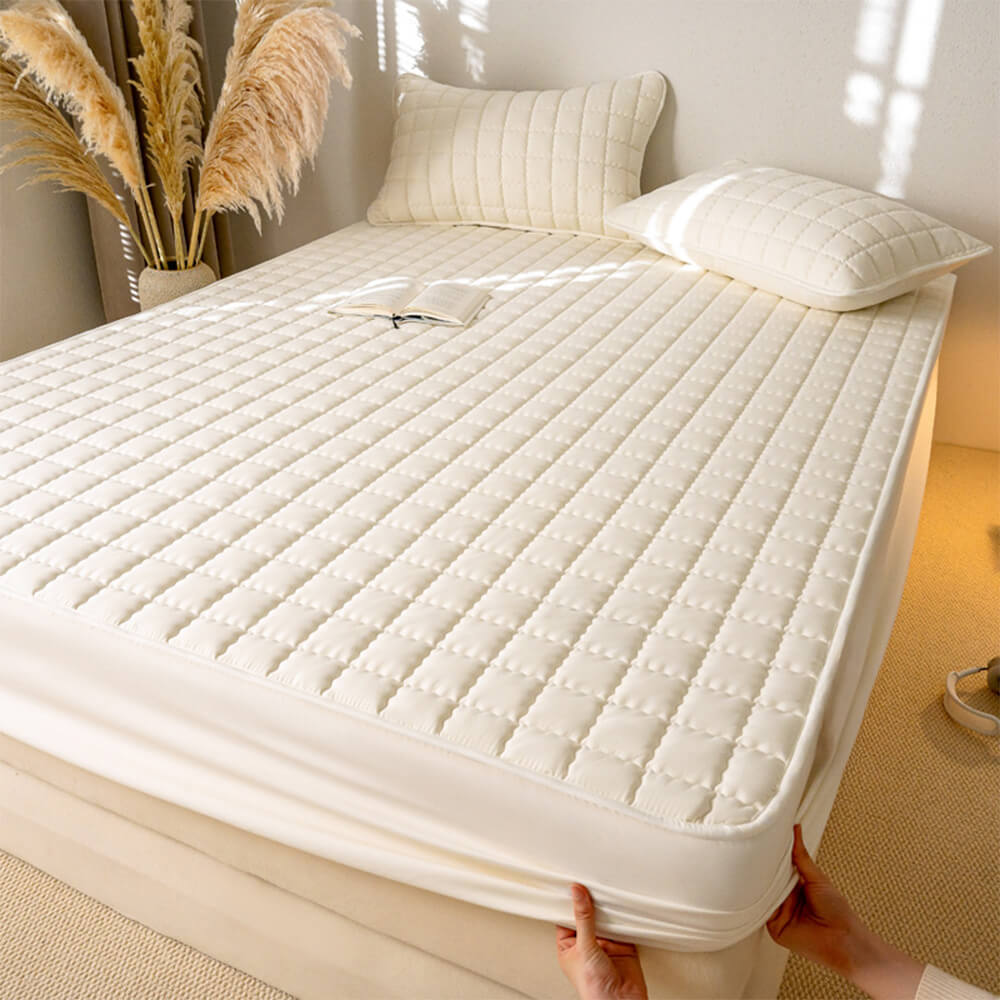 Waterproof Quilted Thick Bedsheet with Elastic Edges