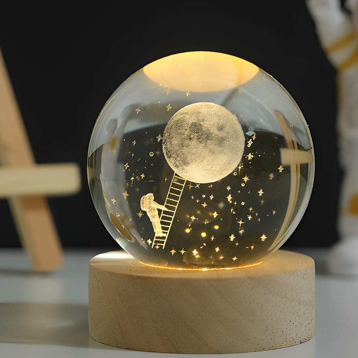 Solar Space Crystal Ball Light for Ambient Decor with Astronaut