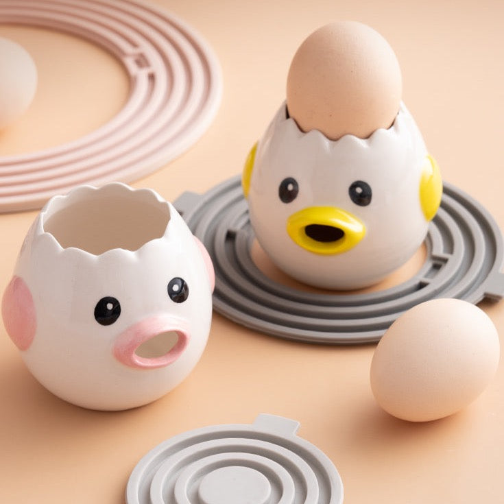 Egg Separator Tool with Easy Pour Spout Design