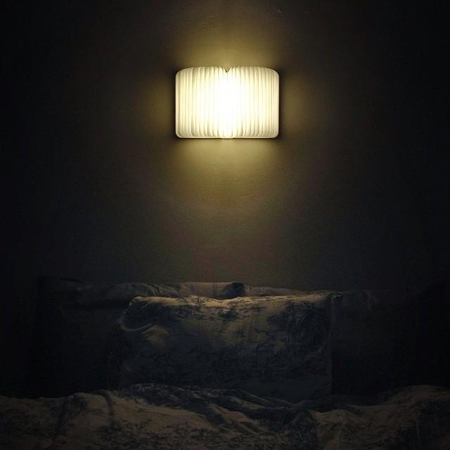 Foldable Book Lamp Night Light with Wooden Cover