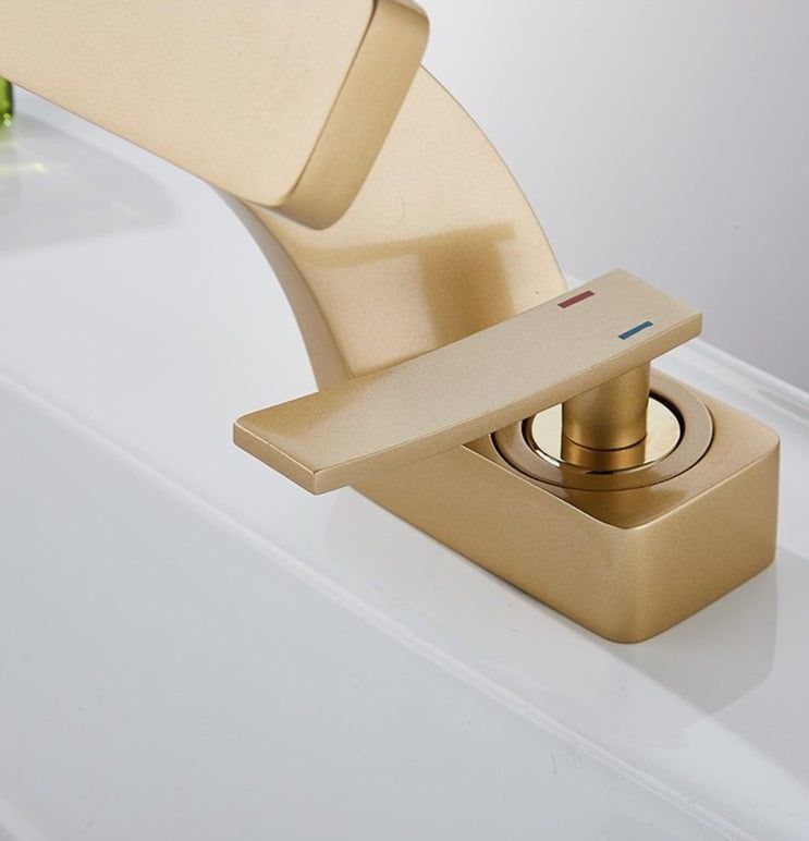 Hot and Cold Curved Faucet - Deck Mounted Waterfall