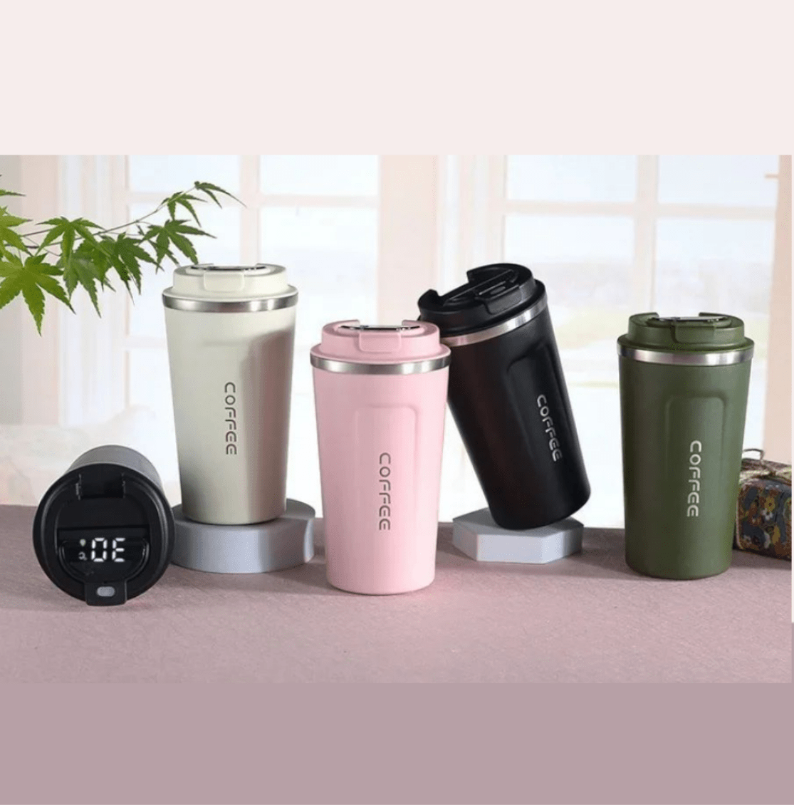 Stainless Steel Mug with Temperature Display for Hot and Cold Drinks