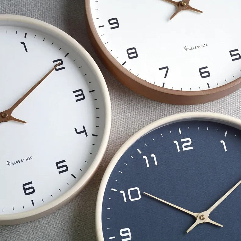 Circular Wooden Frame Wall Clock with Silent Movement