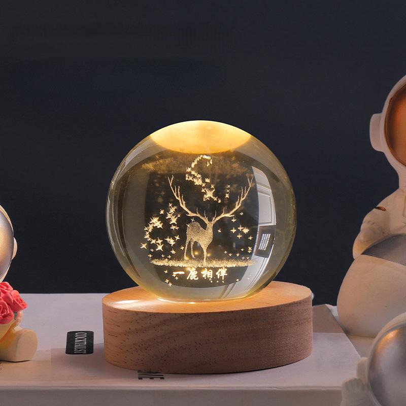 Solar Space Crystal Ball Light for Ambient Decor with Astronaut