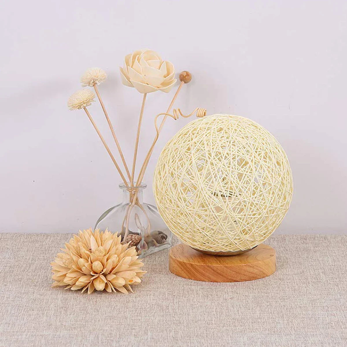 Rattan Sphere Table Lamp for Living Room