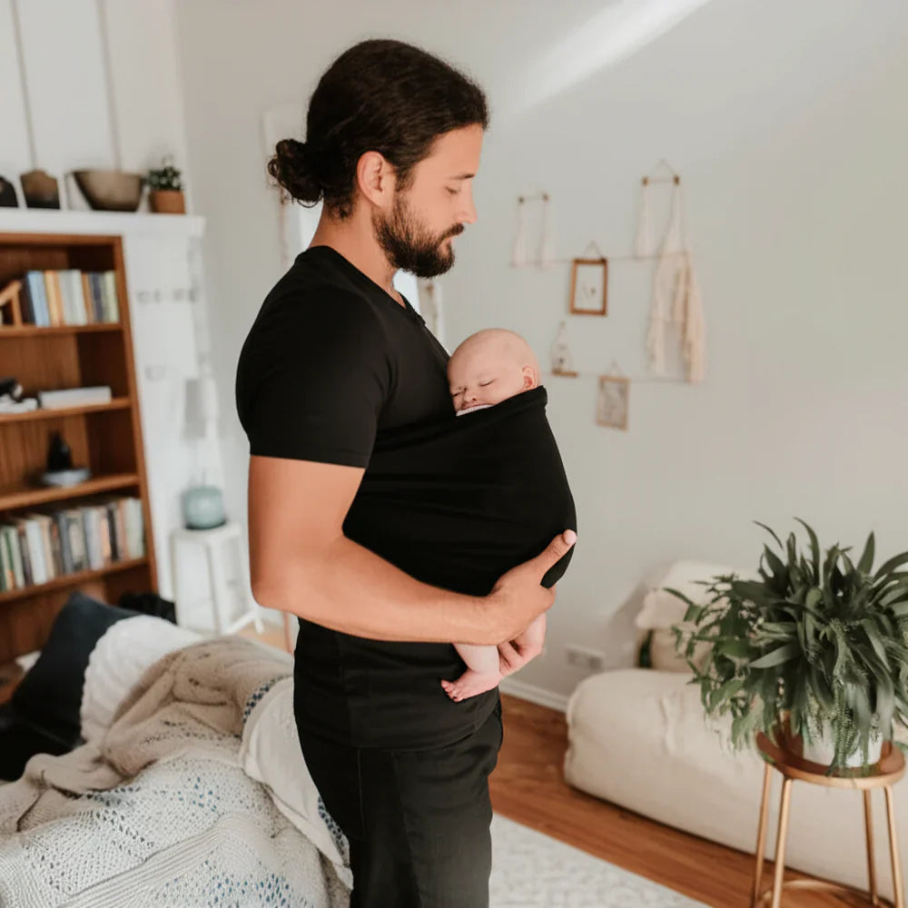 Baby Carrier Shirt with Hands-Free Design for Parents